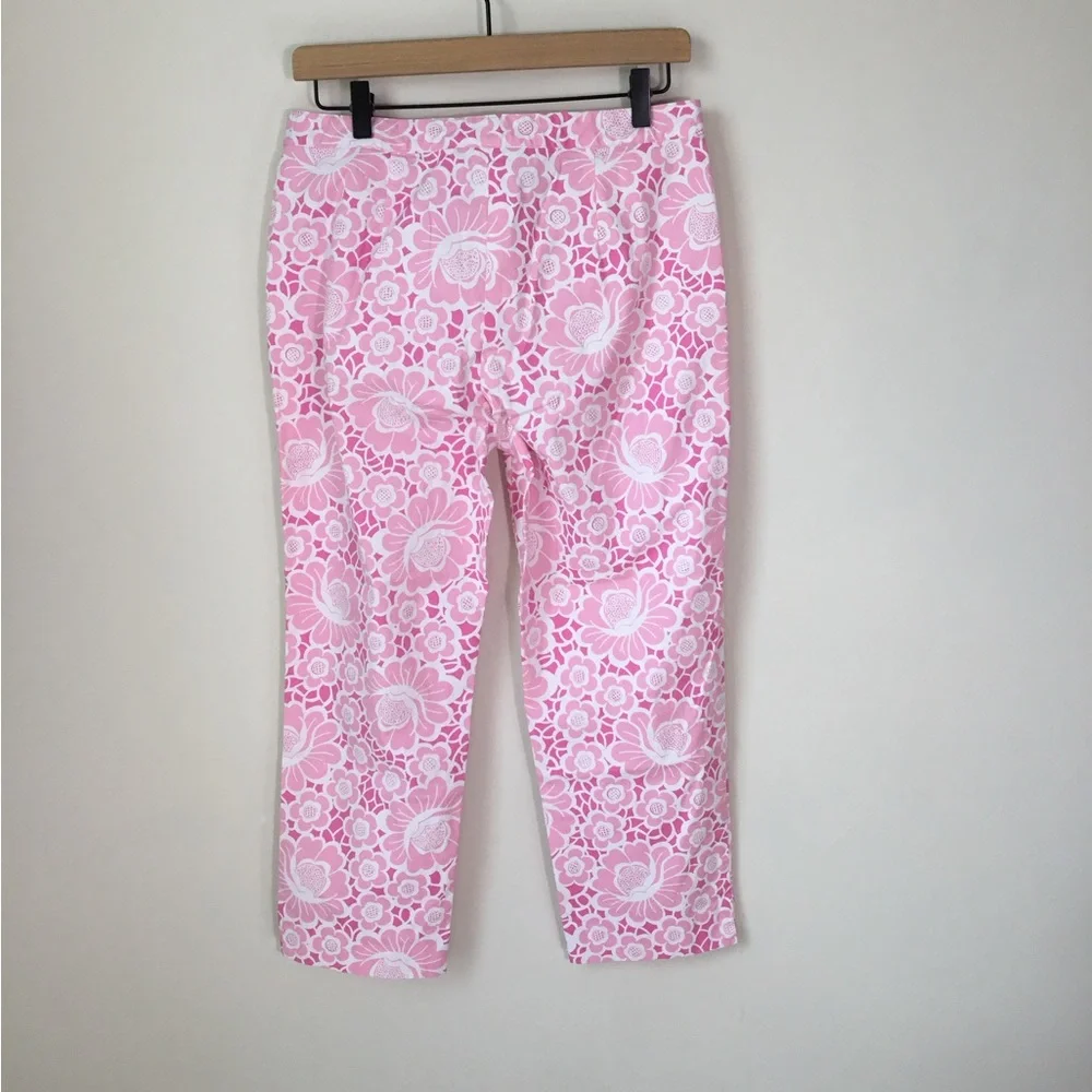 Lilly Pulitzer Pink and White Floral Capri Cropped Pants
